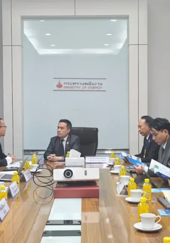 นายเอกนัฏ พร้อมพันธุ์ รัฐมนตรีว่าการกระทรวงพลังงานของไทย พบหารือกับนายจาง เชาฉวิน ประธาน CGNEI